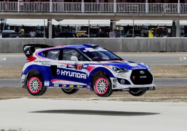 Emma Gilmour Debut at the 1st Round of Global Rally Cross