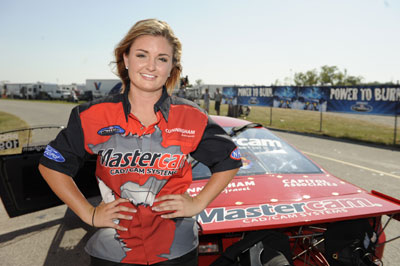 Erica Enders sets track record in Full Throttle pro stock qualifying for Wi...